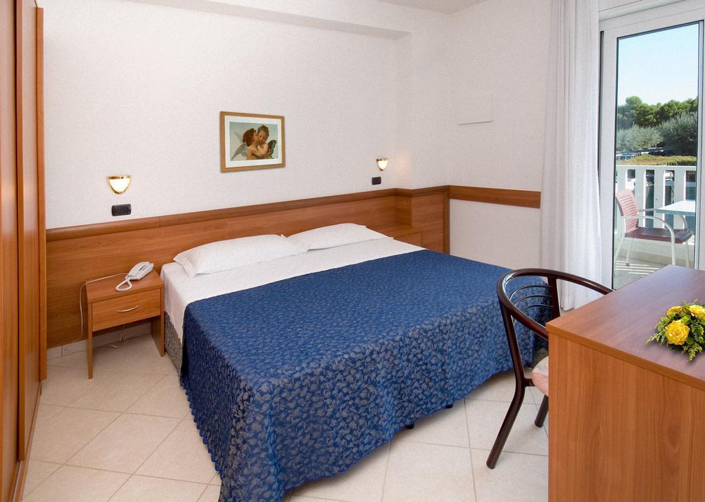 Hotel Clipper Giulianova Room photo